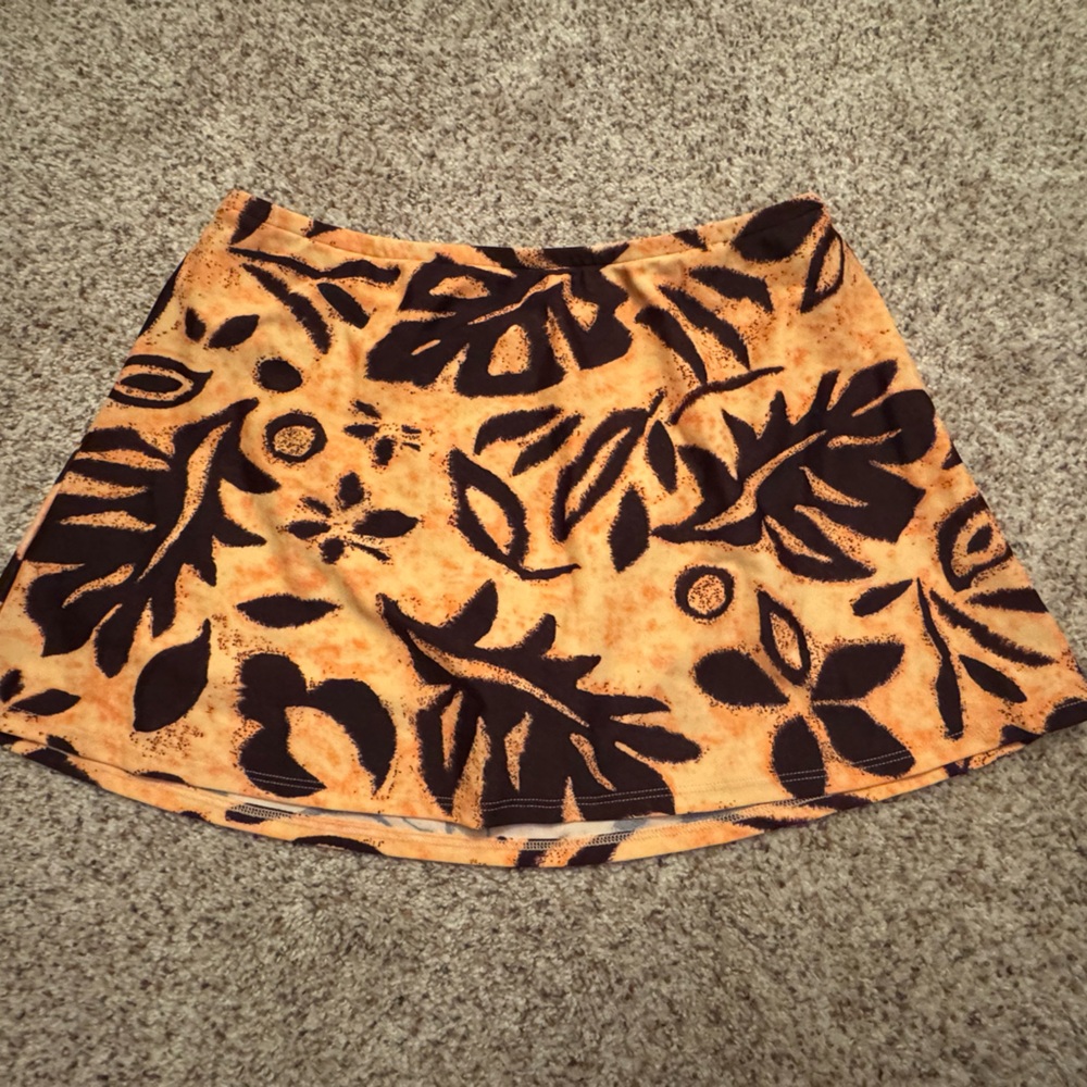 Sunsets Tropical Print Swim Skirt Size Medium NWT